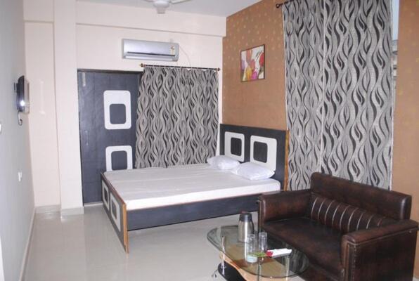 Hotel Surya Jumri Tilaiya Exterior photo